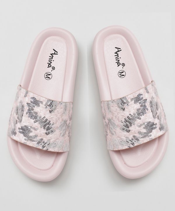 ｽﾊﾟｷﾗｻﾝﾀﾞﾙ